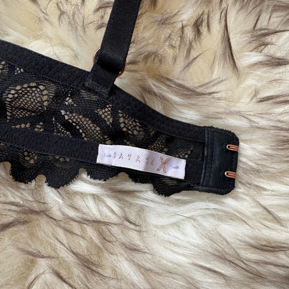 NWOT SAVAGE X FENTY Black Lace Balconette Bra 36B - Picture 5 of 5